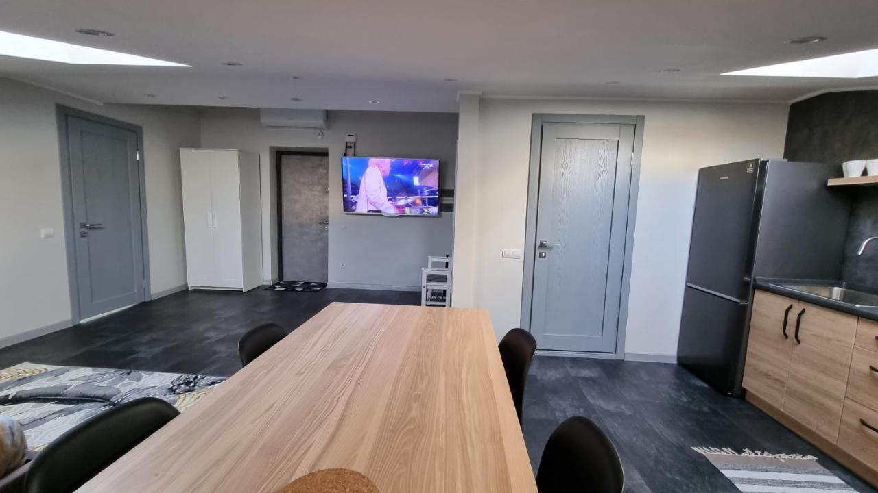 Mansarda Apartment Kamianets-Podilskyi Luaran gambar