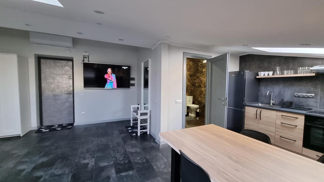 Mansarda Apartment Kamianets-Podilskyi Luaran gambar
