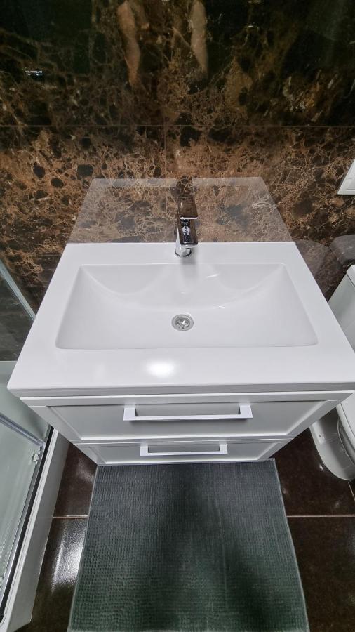 Mansarda Apartment Kamianets-Podilskyi Luaran gambar