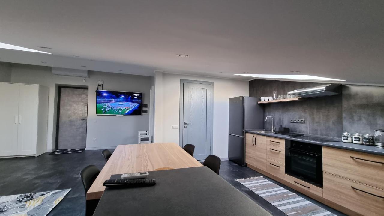 Mansarda Apartment Kamianets-Podilskyi Luaran gambar