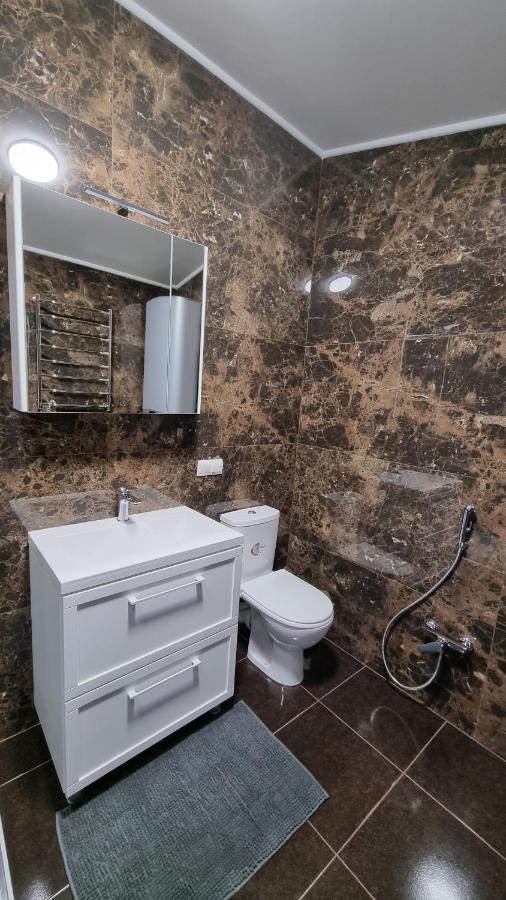 Mansarda Apartment Kamianets-Podilskyi Luaran gambar