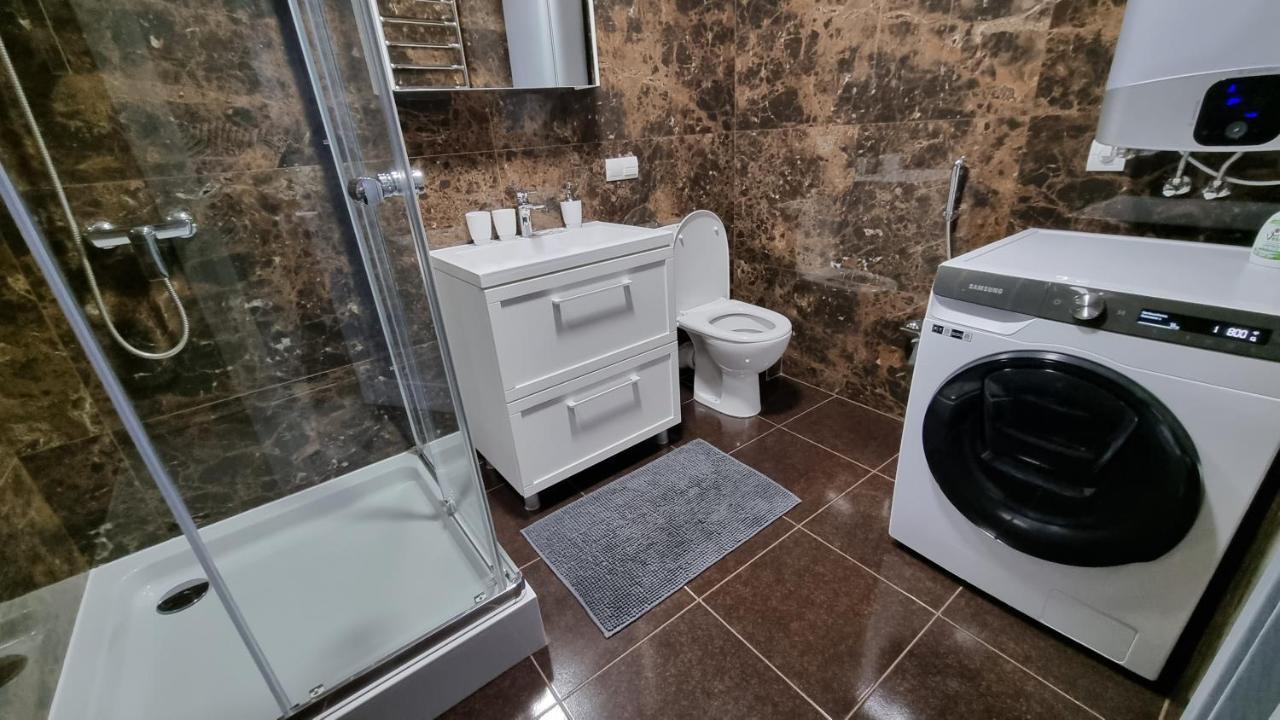 Mansarda Apartment Kamianets-Podilskyi Luaran gambar